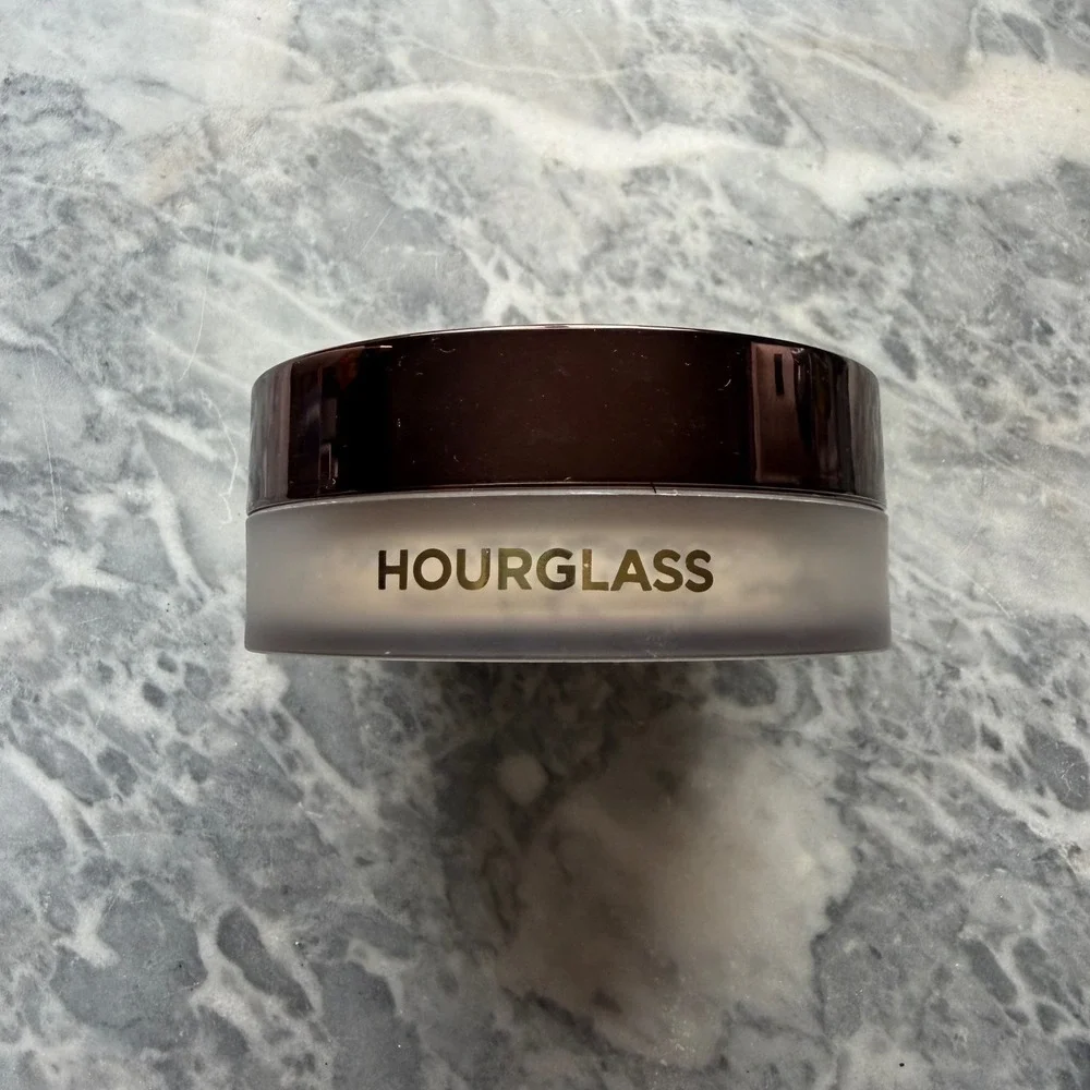 Hourglass Veil Translucent Loose Setting Powder